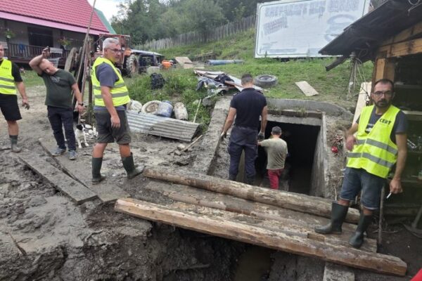 CERT Transilvania – mobilizare pentru Bucovina: „Cei afectați de inundații au nevoie de sprijin concret ACUM”