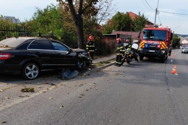 ACCIDENT GRAV pe strada Frunzișului! O femeie a ajuns la spital