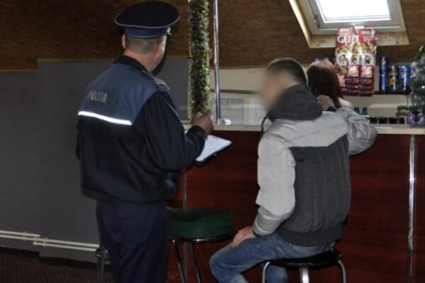 Polițiștii clujeni au ieșit la vânătoare de elevi chiulangi, cerșetori, bătăuși și vitezomani