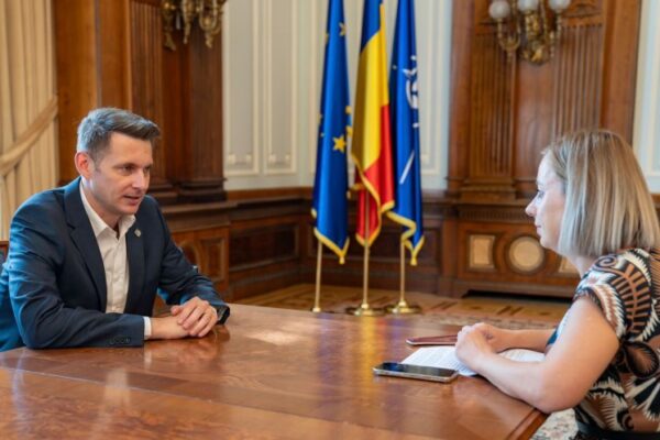 Prefectul Clujului s-a întâlnit cu președintele Senatului, Mircea Abrudean. Iată ce au discutat