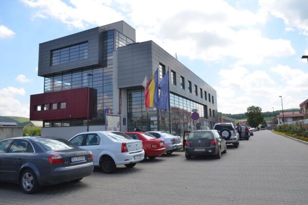 Se reia activitatea la Primăria Florești începând de astăzi, 3 septembrie