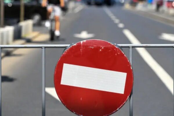 Restricții de circulație impuse duminică în centrul Clujului
