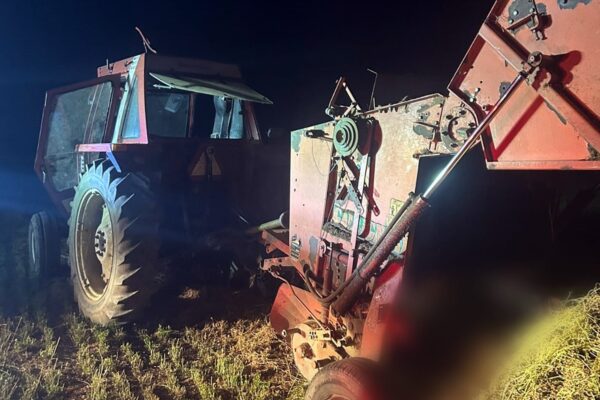 Tragedie cumplită într-un sat din Cluj. Un bărbat și-a găsit sfârșitul zdrobit într-un utilaj agricol