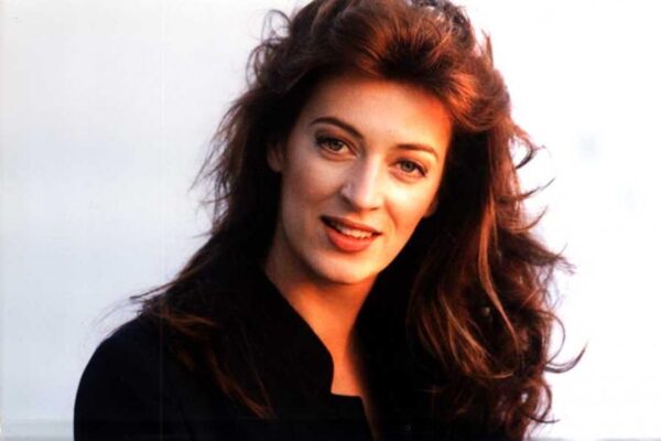 O mai țineți minte??? În memoriam Laura Stoica – un actor grăbit pe scena vieții