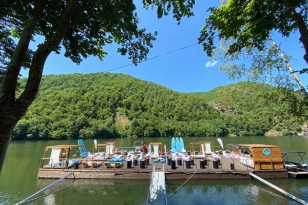 Veste bună pentru clujeni: lacurile Gilău, Tarnița și Someșul Cald vor avea plaje publice. Ce se întâmplă cu pontoanele