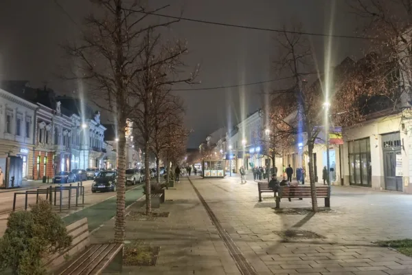 „Floașterul” care nu mai strălucește la Cluj: Eroilor – un bulevard al nepăsării și al afacerilor falimentare