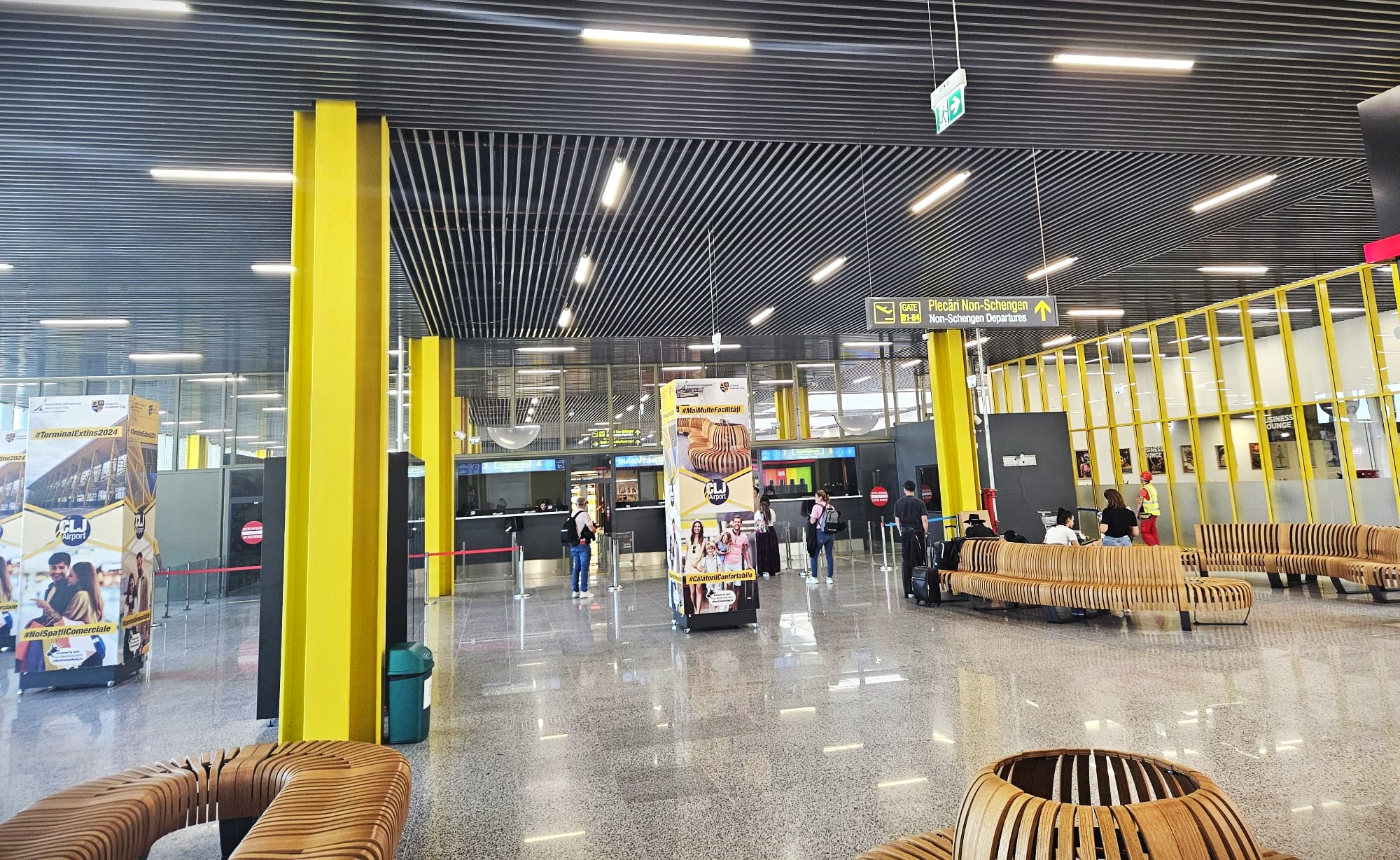 Aeroportul din Cluj angajează!