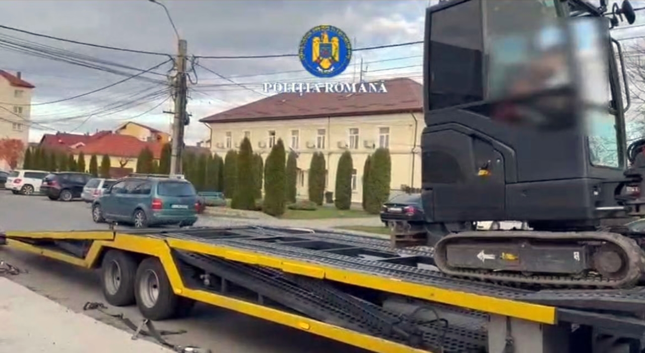 Excavator furat din Germania, găsit „la plimbare” pe drumurile din Cluj! Unde a fost găsit?