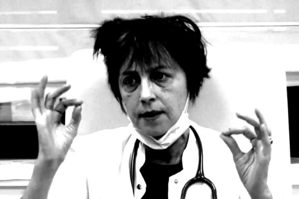 Moartea medicului care a stârnit România în pandemie. Flavia Groșan s-a stins după o luptă dură cu boala