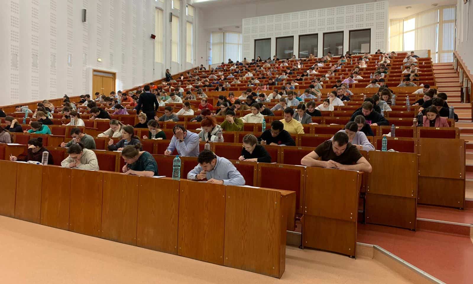 A început examenul de rezidențiat 2025 la UMF Cluj