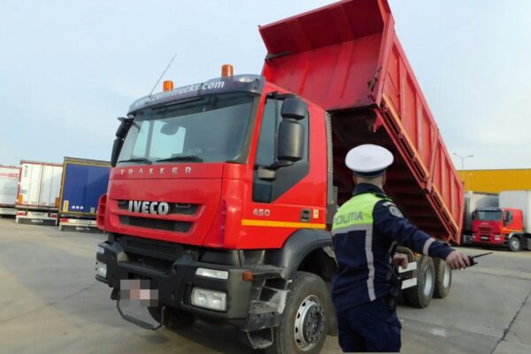 Polițist clujean, șofer de basculantă în timpul liber, și nu numai. Cazul său a fost trimis la Parchet