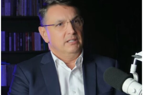 Cum poate fi prevenit cancerul. Sfaturi esențiale de la un celebrul chirurg oncolog clujean Dan Eniu