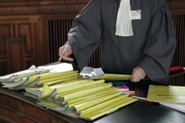 Judecătoriile scapă de sute de mii de dosare inutile. De la 1 ianuarie, executarea silită nu mai trebuie încuviințată de judecător