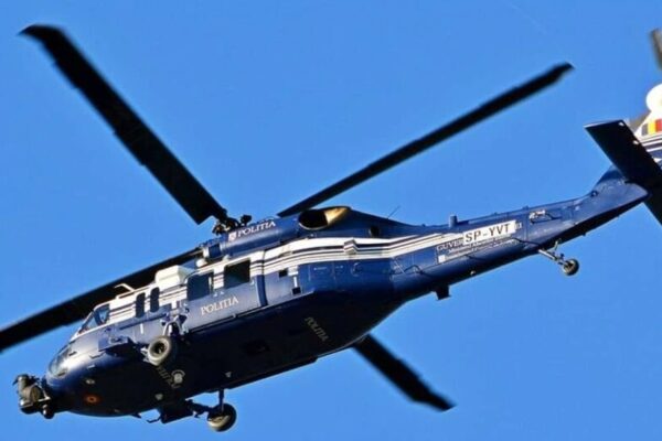 Elicopterul Poliției îi lasă pe mulți clujeni fără permis