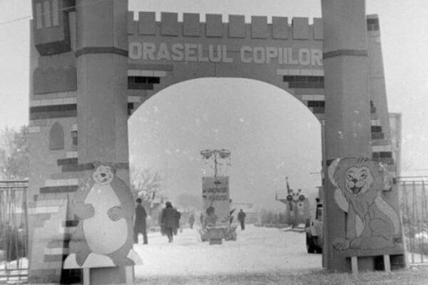 Micul „Disneyland de România” a fost la Cluj. Povestea mocăniței care a făcut generații de copii să viseze