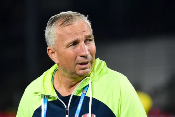 Dan Petrescu trece prin clipe dramatice. A ajuns chiar și la un vraci chinez