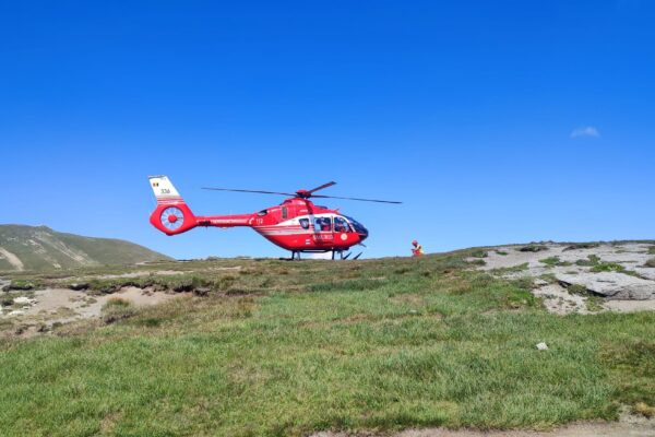 Semnal de alarmă tras de salvamontiști. Peste 20 de turiști salvați în ultimele 24 de ore de pe munte