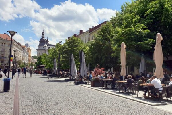 Chelnerul bătăuș de la Che Guevara a fost trimis în judecată. De aproape două luni este tot arestat